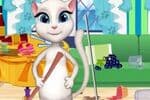 Talking Angela Nettoie sa Chambre Jeu