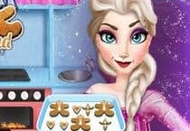 Elsa Cooking Gingerbread